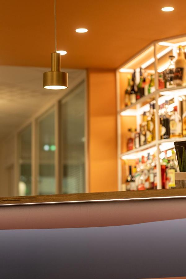 The Originals Boutique Hotel Restaurant Saint James, מונטגו מראה חיצוני תמונה